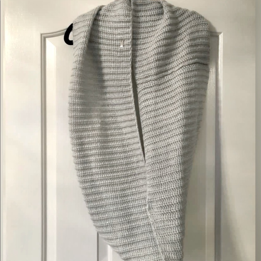 Calvin Klein Knit Loop Scarf